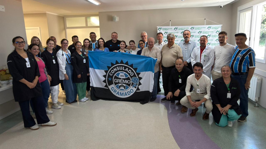 Hospital de Gramado terá quarto temático do Grêmio após parceria com consulado do clube