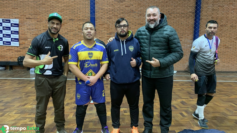Portal Tempo Extra entrega fardamento ao MB Sports e reforça apoio ao esporte de Canela