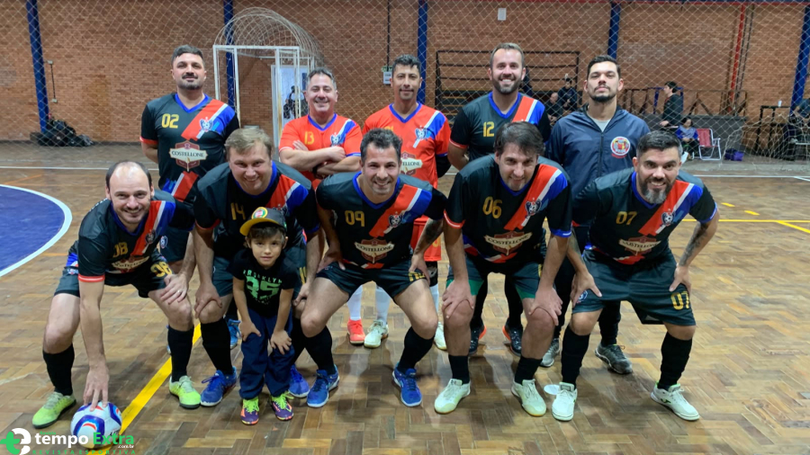 Rodada do futsal de Canela tem liderança do Gaúcho, 100% do 8 e Meia e vitórias de AKAF e Suvaco